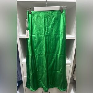 Babaton - Slip Satin Maxi Skirt - Gloss Green - size 10